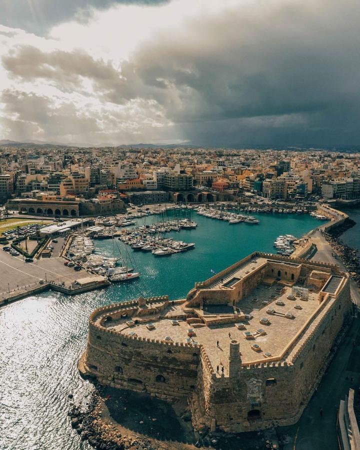 The Blossom Loft - City Center Apartment With Balcony Sea View Heraklion Exteriör bild